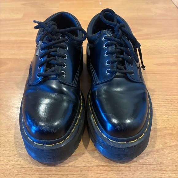 Dr. Martens 8053 Quad Women’s - Picture 2 of 11